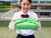 tkf001_344295